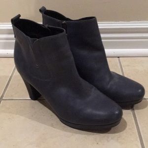 Gerry Weber heeled leather boots
